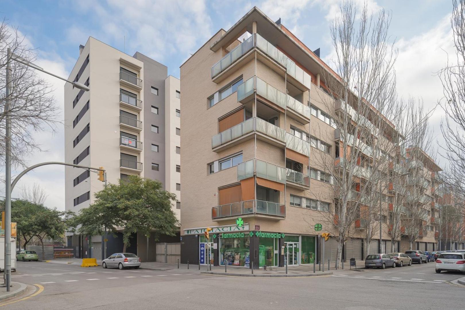 Guestready - Sant Adria De Besos Hideaway Lägenhet Barcelona Exteriör bild