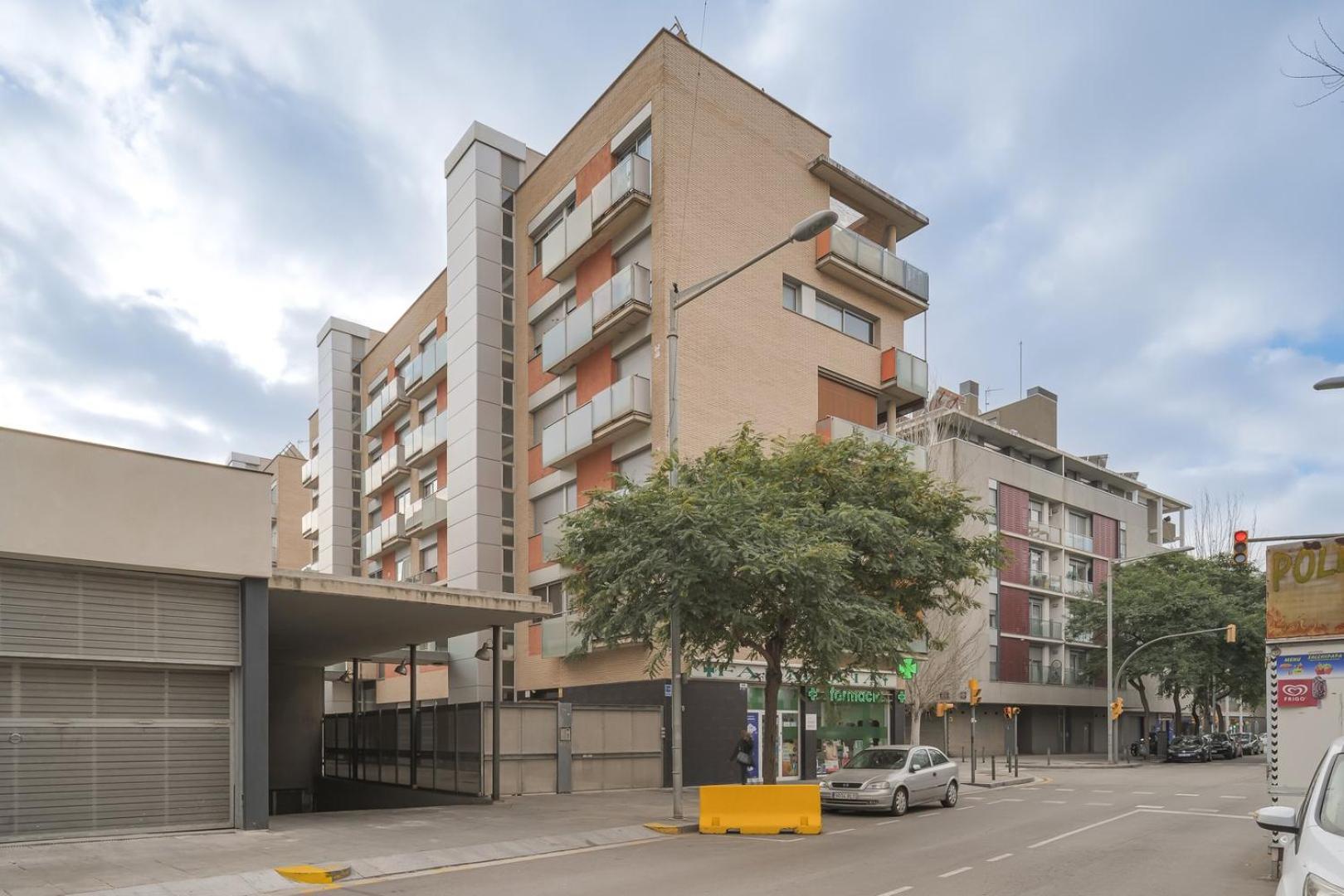 Guestready - Sant Adria De Besos Hideaway Lägenhet Barcelona Exteriör bild